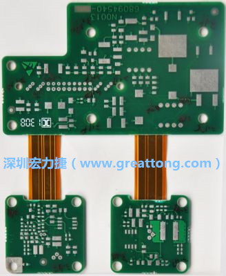 FPCB可作為多片功能載板的連接軟式板材。