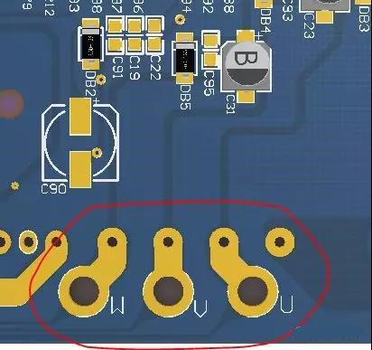 PCB設(shè)計(jì)不僅可以將PCB實(shí)現(xiàn)為即插即用的插件，而且可以增加焊料的厚度以達(dá)到過大電流的目的。